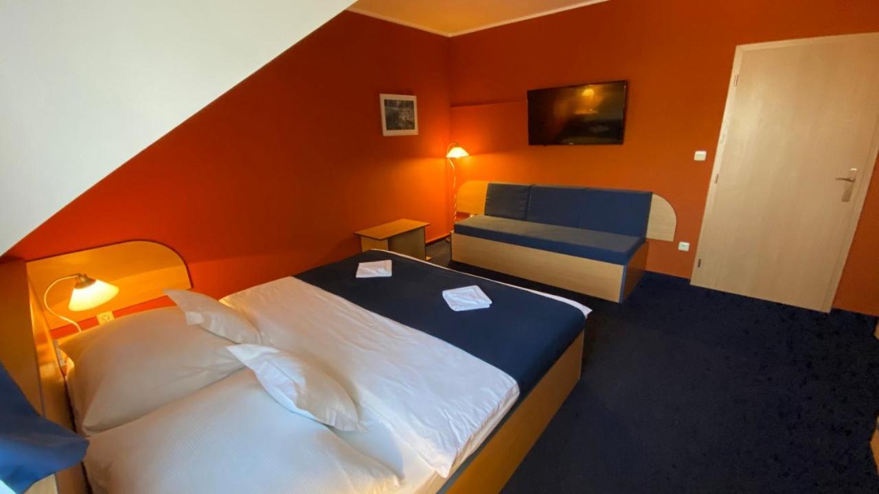Hotel U Milina Esterno foto